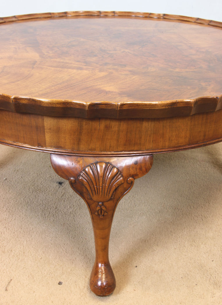 11307r8 Antique Burr Walnut Low Coffee Table, Antique Circular Burr Walnut Coffee Table