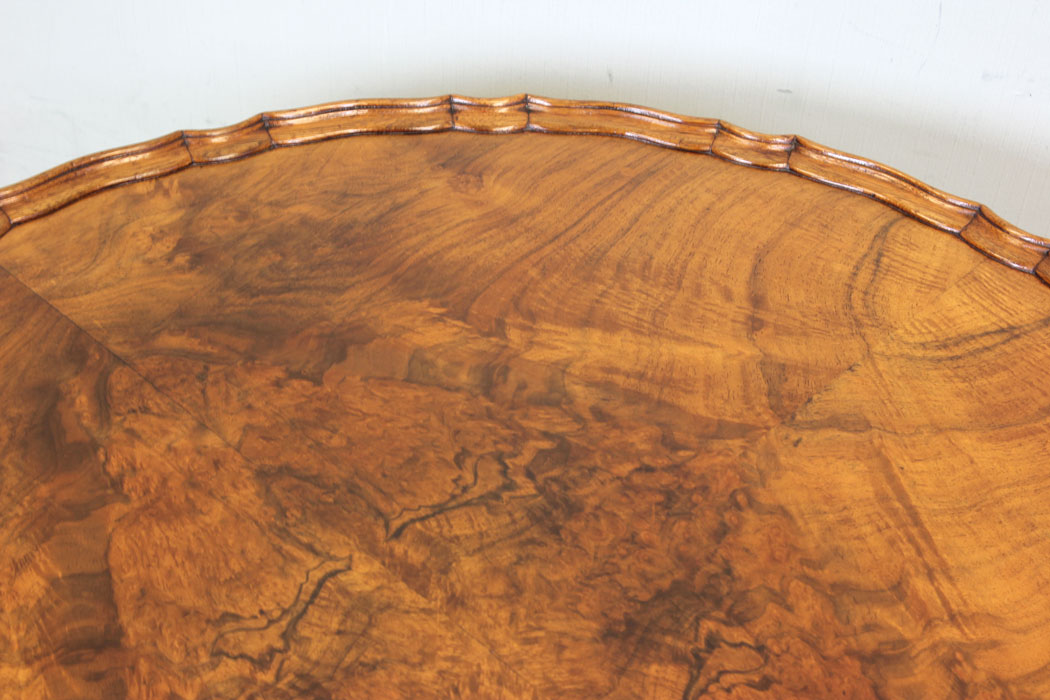 11307r9 Antique Burr Walnut Low Coffee Table, Antique Circular Burr Walnut Coffee Table