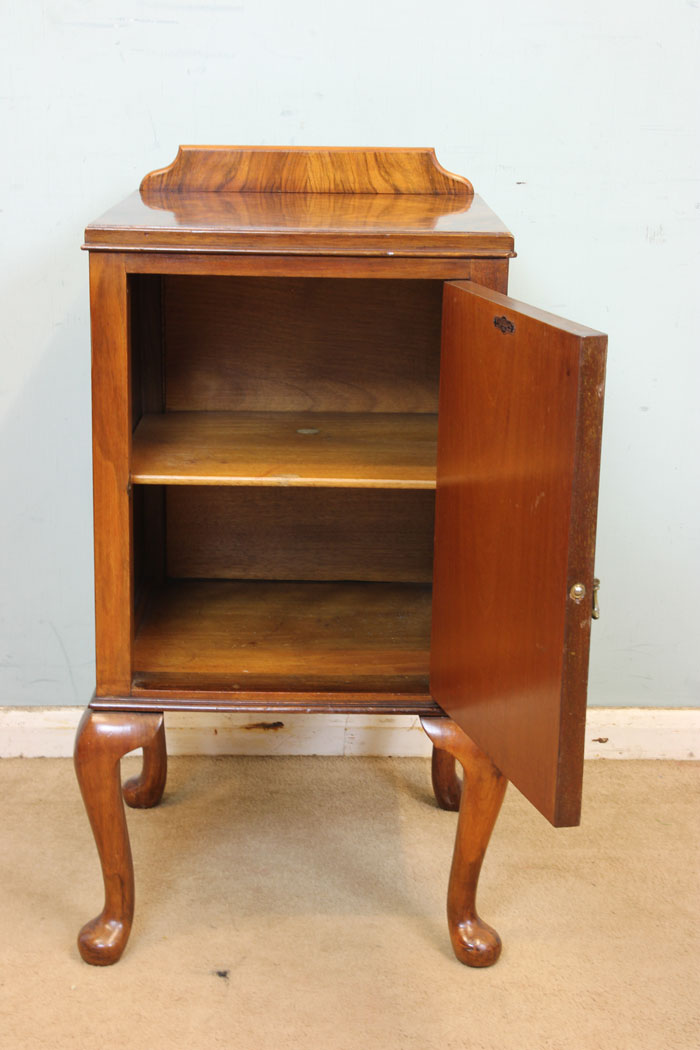 11308r9 Antique Burr Walnut Bedside Cabinet, Antique Figured Walnut Bedside Cabinet