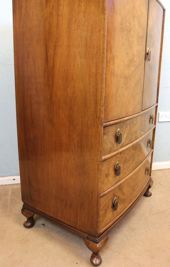 11319r8 Antique Walnut Tallboy, Figured Walnut Bow Fronted Tallboy Cupboard