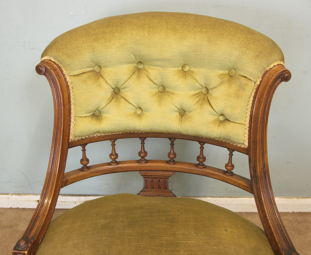 11323r3 Antique Victorian Walnut Chair, Antique Victorian Walnut Nursing Chair.