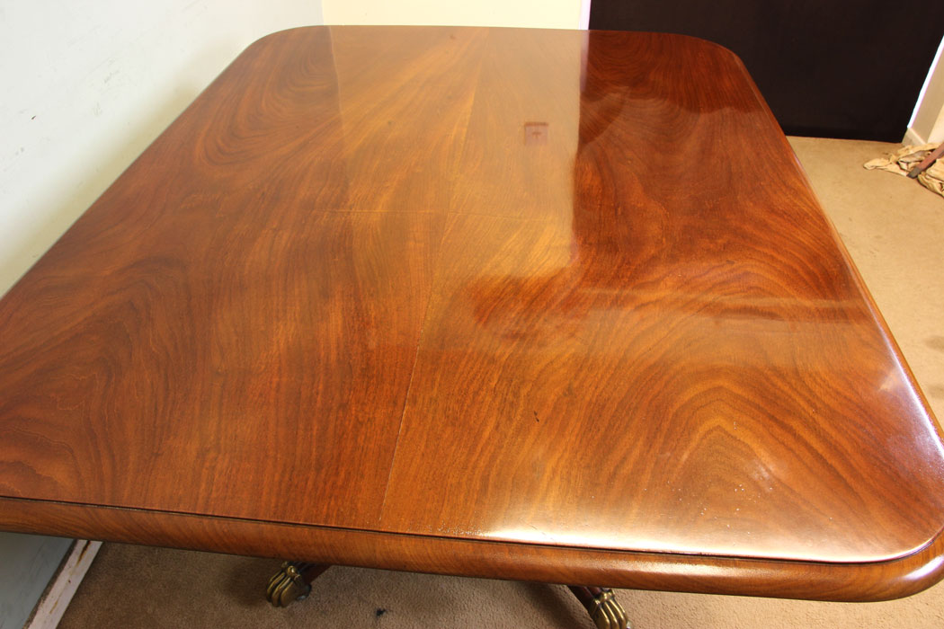 11326r5 Antique 19th Century Mahogany Breakfast Dining Table, Antique Quality 19th Century Mahogany Pedestal Breakfast Dining Table