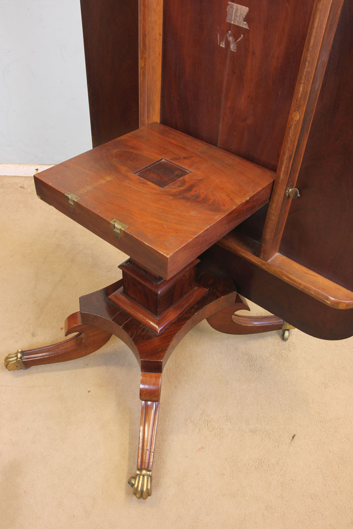11326r6 Antique 19th Century Mahogany Breakfast Dining Table, Antique Quality 19th Century Mahogany Pedestal Breakfast Dining Table