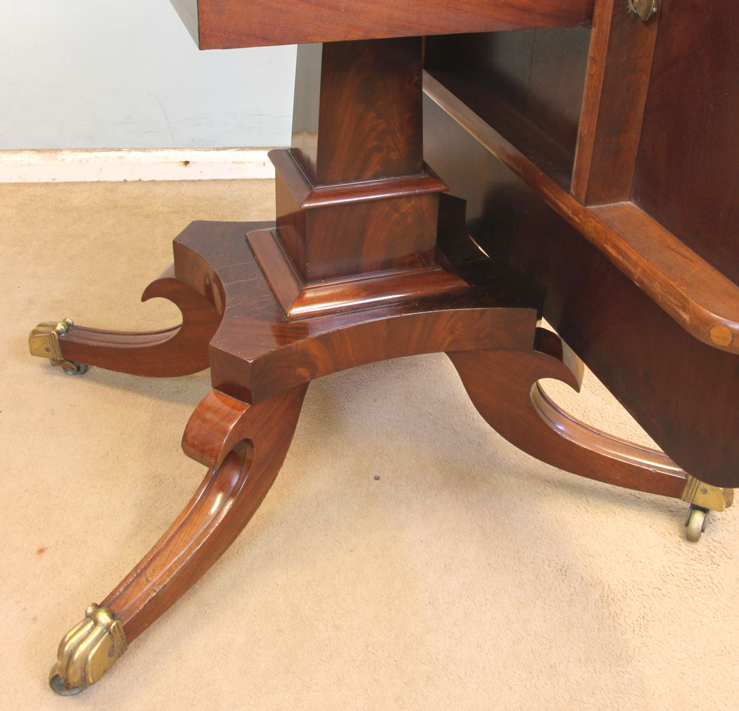 11326r7 Antique 19th Century Mahogany Breakfast Dining Table, Antique Quality 19th Century Mahogany Pedestal Breakfast Dining Table