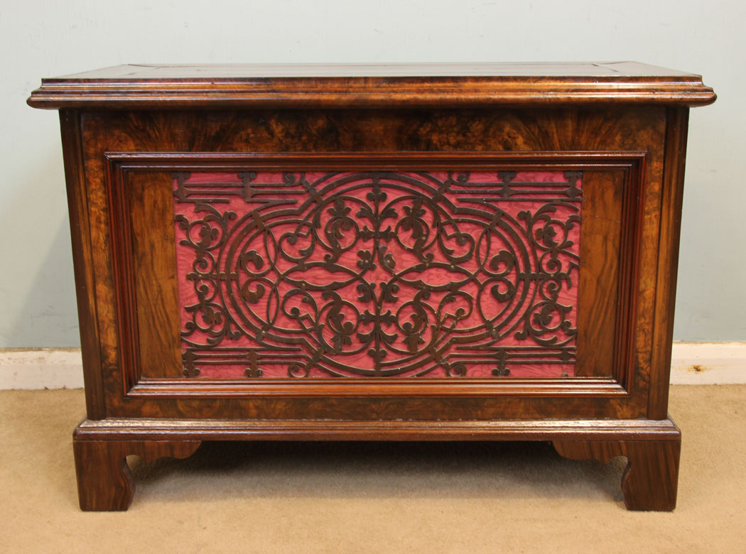 11331r2 Antique Burr Walnut Storage Box, Burr Walnut Storage Chest
