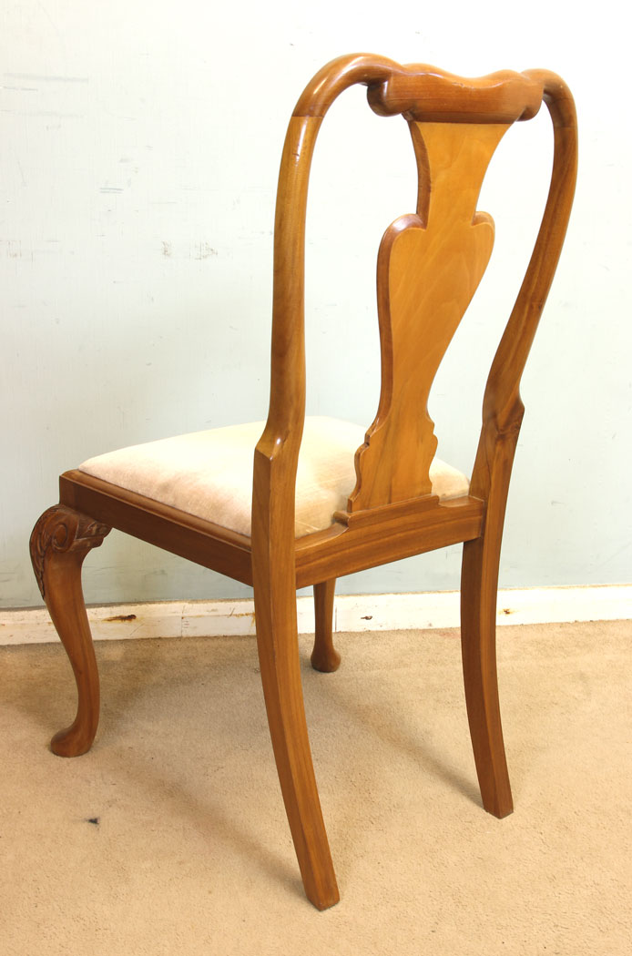 11341r8 Set Four Burr Walnut Antique Queen Anne Style Dining Chairs, Set Four Walnut Antique Queen Anne Style Dining Chairs