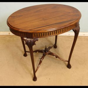 Antique Mahogany Oval Occasional Table