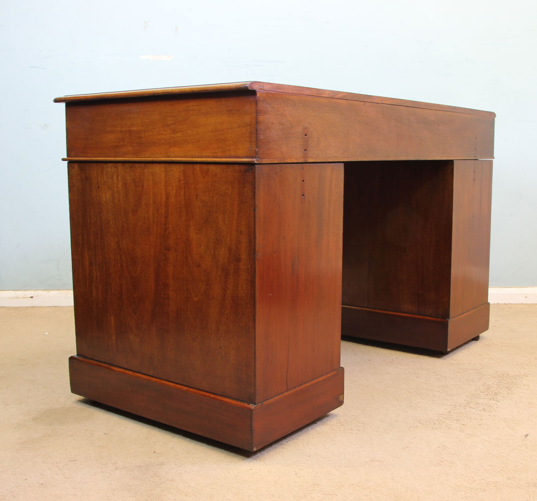 11355r8 Antique Victorian Mahogany Writing Desk, Antique Victorian Mahogany Pedestal Leather Top Kneehole Writing Desk