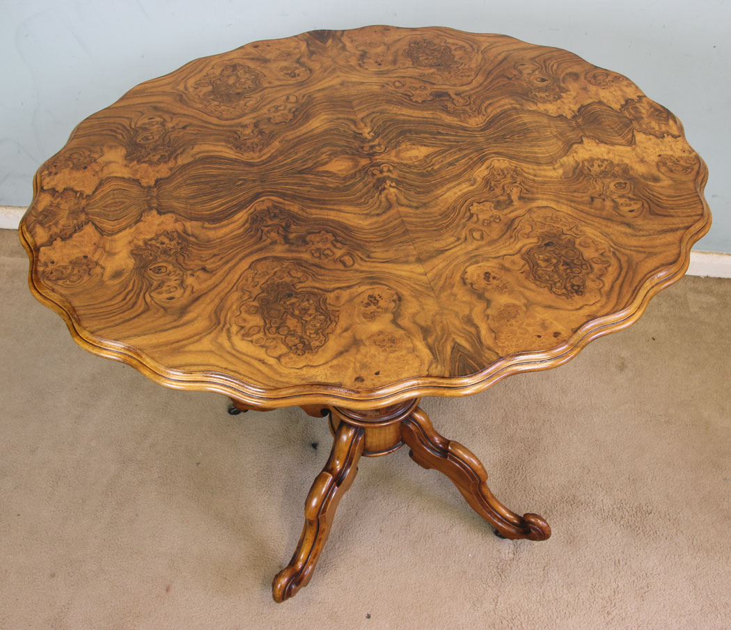 11358r4 Antique Oval Burr Walnut Coffee Occasional Table,, Antique Burr Walnut Shaped Occasional Table