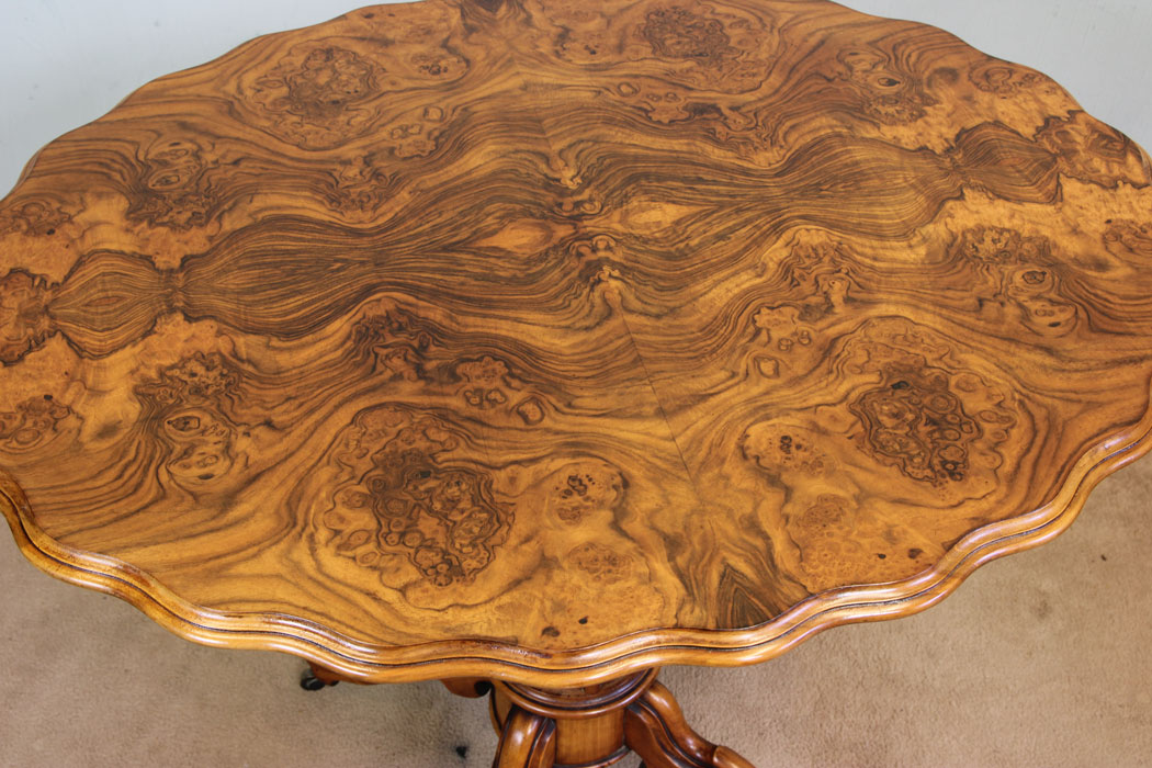 11358r5 Antique Victorian Oval Burr Walnut Occasional Table, Antique Burr Walnut Shaped Occasional Table