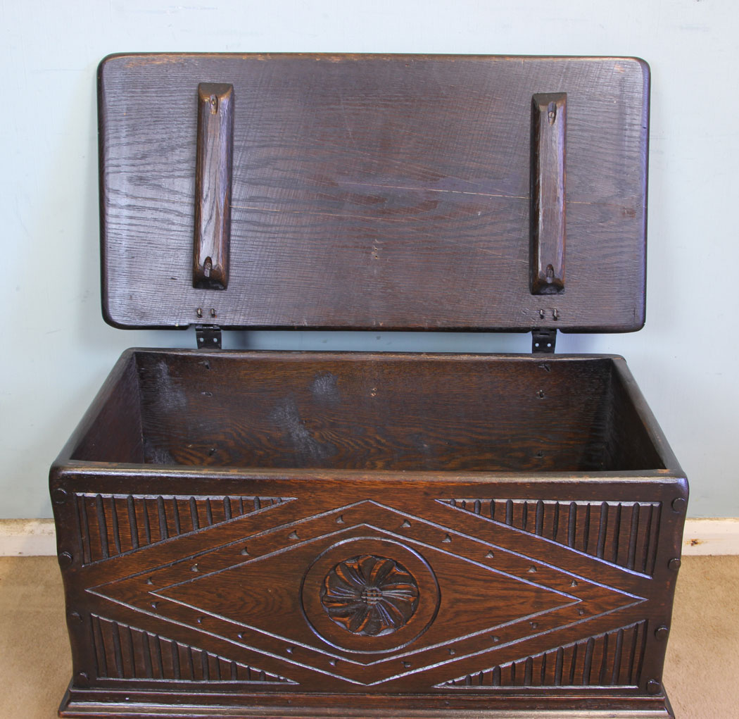 11359r8 Antique Vintage Carved Oak Chest, Coffer, Antique Carved Oak Coffer Chest