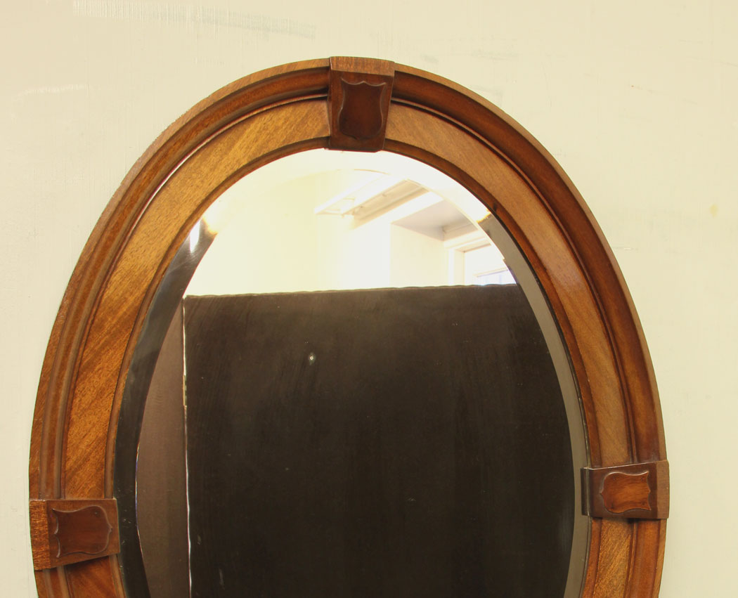 11380r3 Antique Mahogany Bevelled Oval Mirror, Antique Mahogany Oval Overmantle Wall Mirror. This lovely quality mahogany framed oval mirror has a raised moulded edge