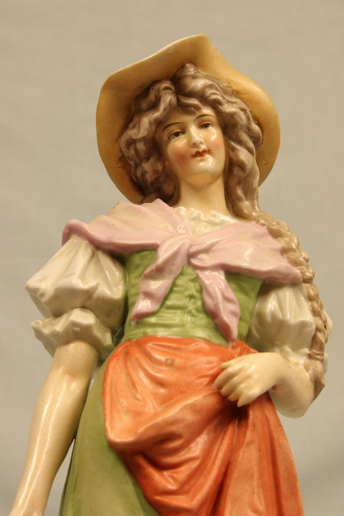 11387r10 Antique Glazed Figurine of Young Lady,