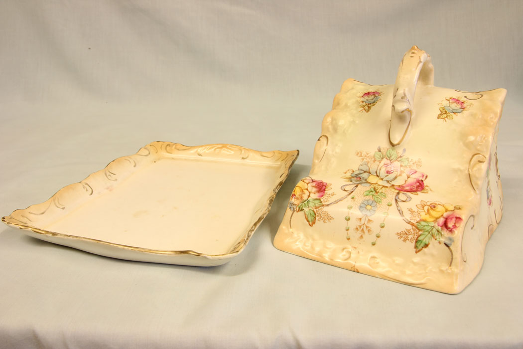 11413r6 Antique Devon Wear Shaped Cheese Dish & Cover, Antique Devon Wear Shaped Cheese Dish & Cover