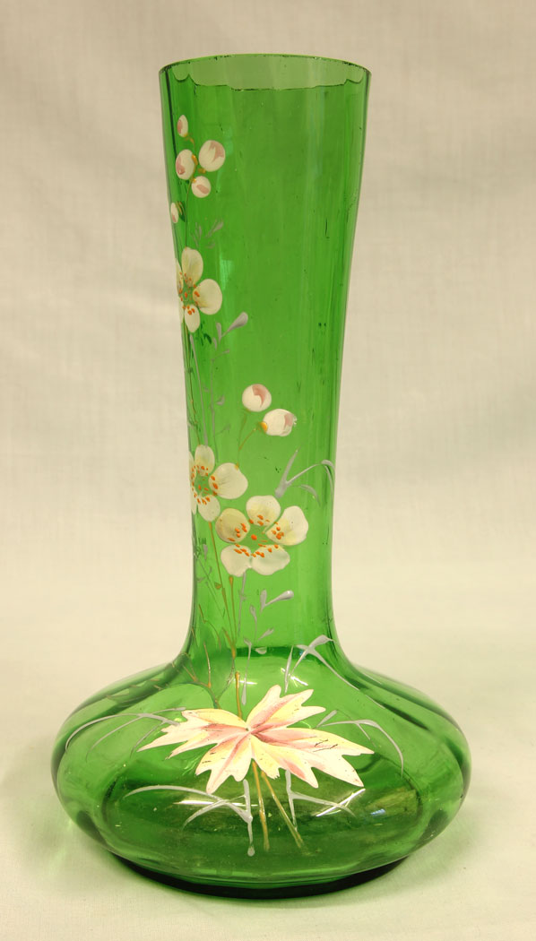 11444r2 Antique Decorated Green Glass Shaped Vase, Antique Decorated Green Glass Shaped Vase