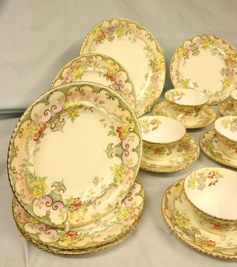 11455r3 Antique 32 Piece China Tea Set. Antique 32 Piece China Tea Set