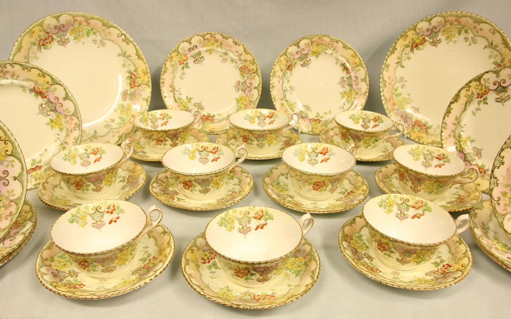11455r4 Antique 32 Piece China Tea Set. Antique 32 Piece China Tea Set