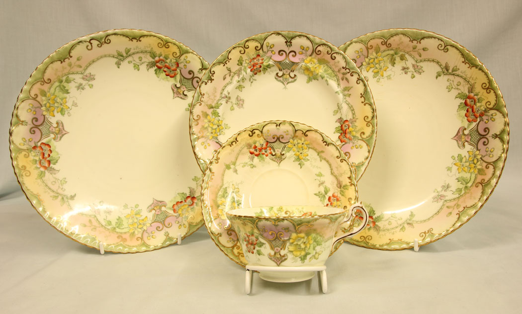 11455r5 Antique 32 Piece China Tea Set. Antique 32 Piece China Tea Set
