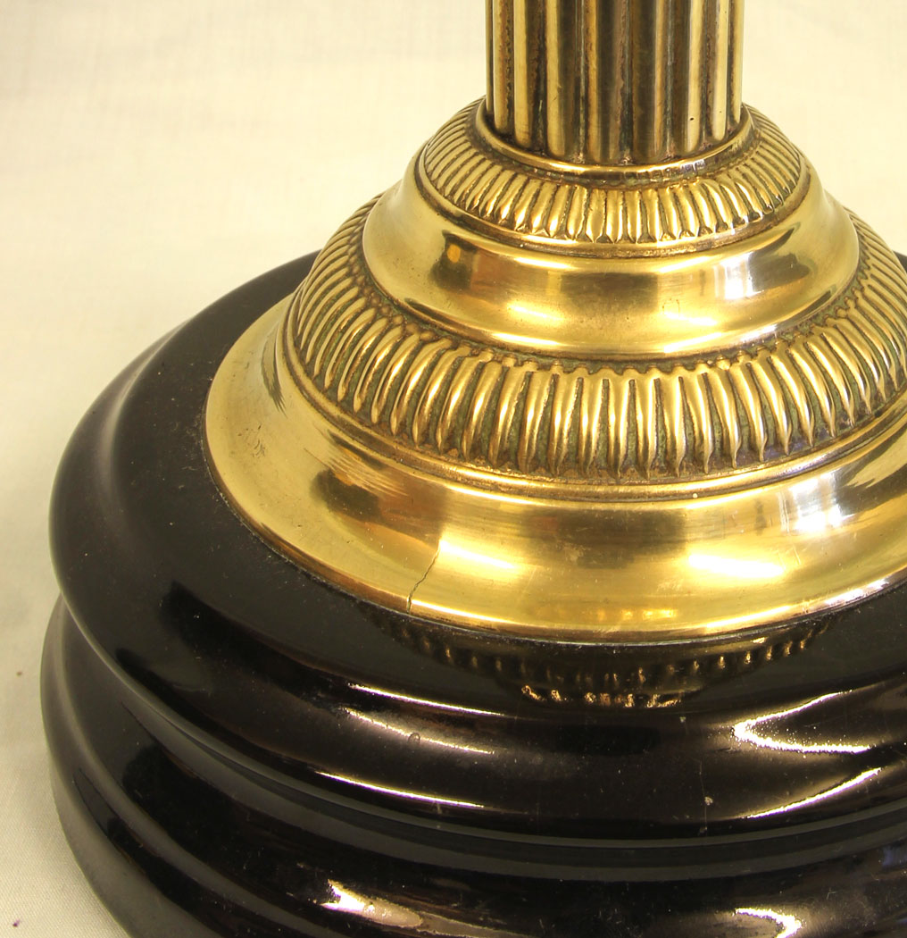11501r12 Antique Victorian Yellow Glass Oil Lamp, Antique Victorian Yellow Glass Oil Lamp