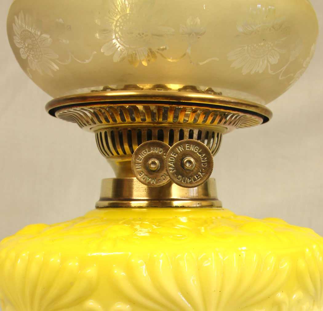11501r7 Antique Victorian Yellow Glass Oil Lamp, Antique Victorian Yellow Glass Oil Lamp