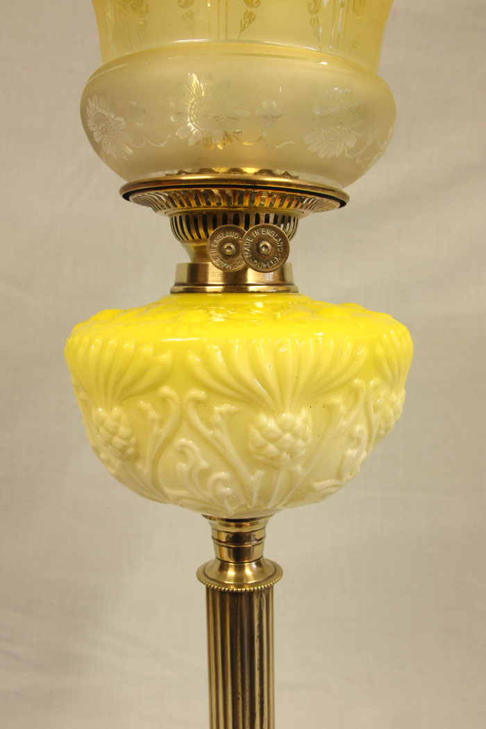 11501r8 Antique Victorian Yellow Glass Oil Lamp, Antique Victorian Yellow Glass Oil Lamp