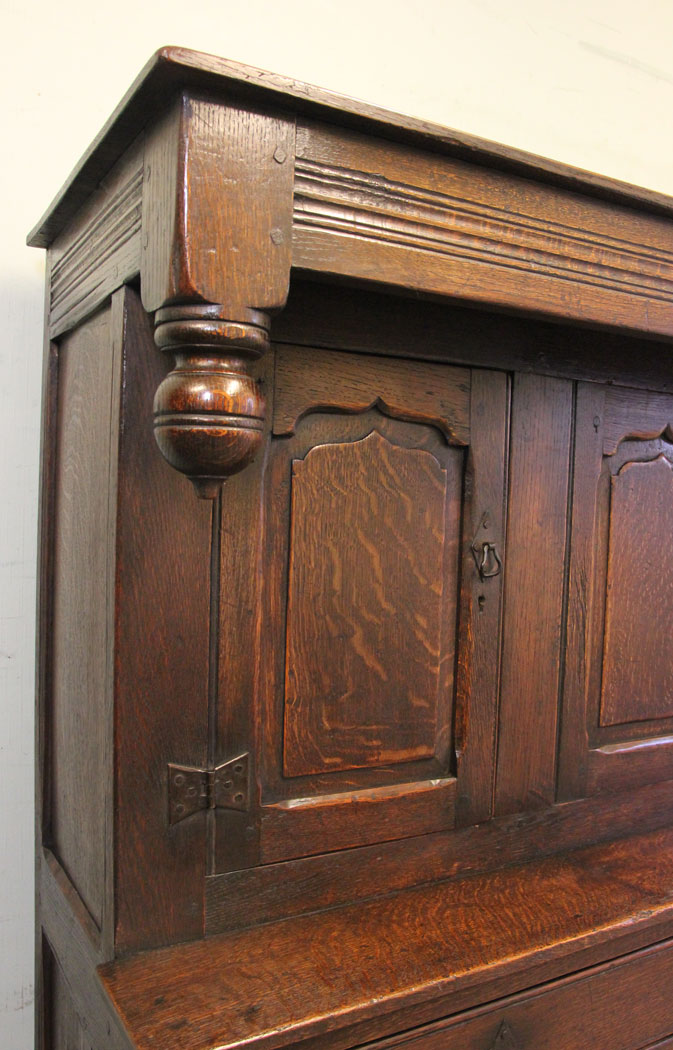 11511r3 Antique Oak Court Cupboard Sideboard Dresser,