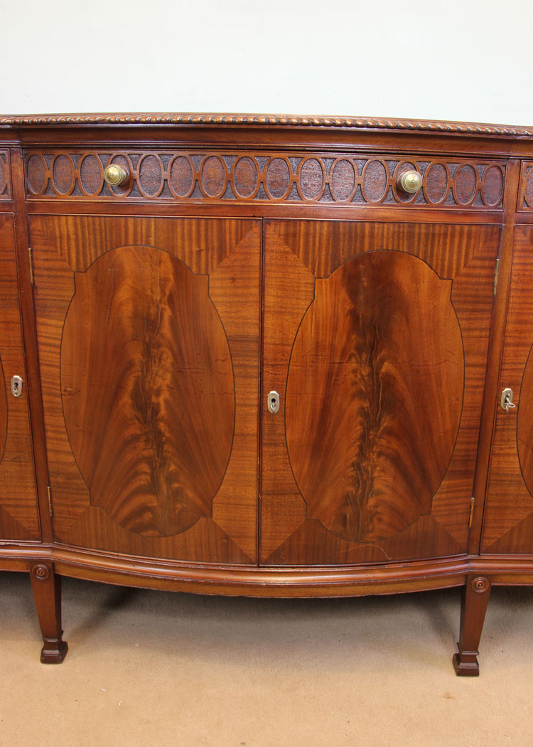 11541r4 Antique Mahogany Sideboard,