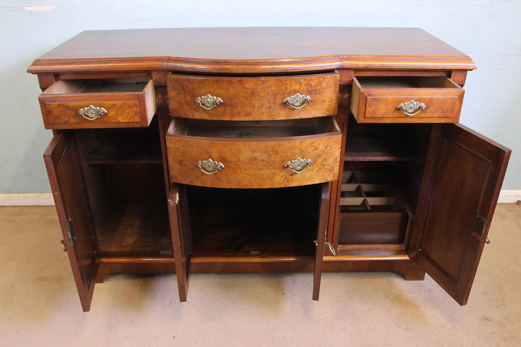 11578r12 Antique Walnut Sideboard Server,