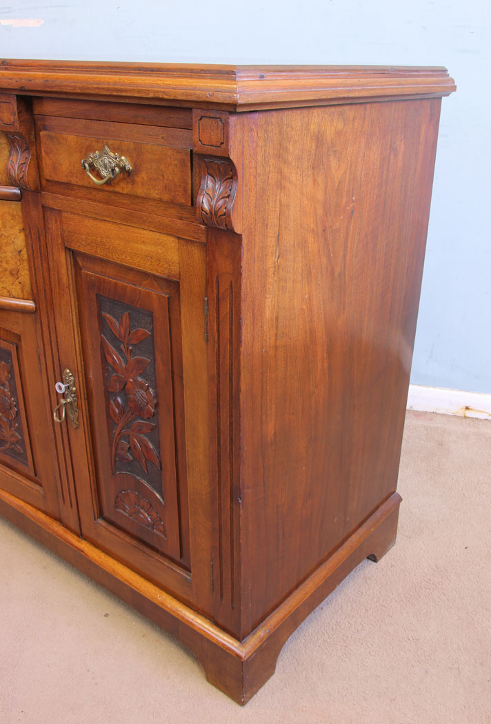 11578r8 Antique Walnut Sideboard Server,