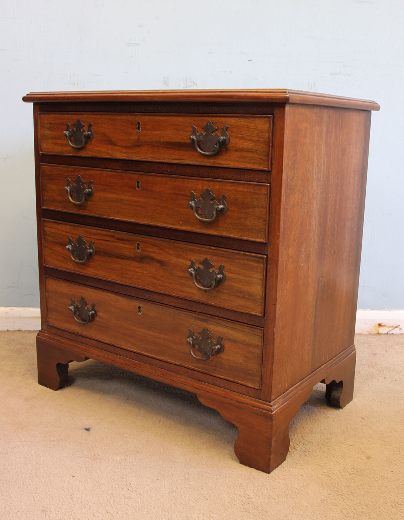 11582r2 Antique Small Walnut Chest of Drawers,