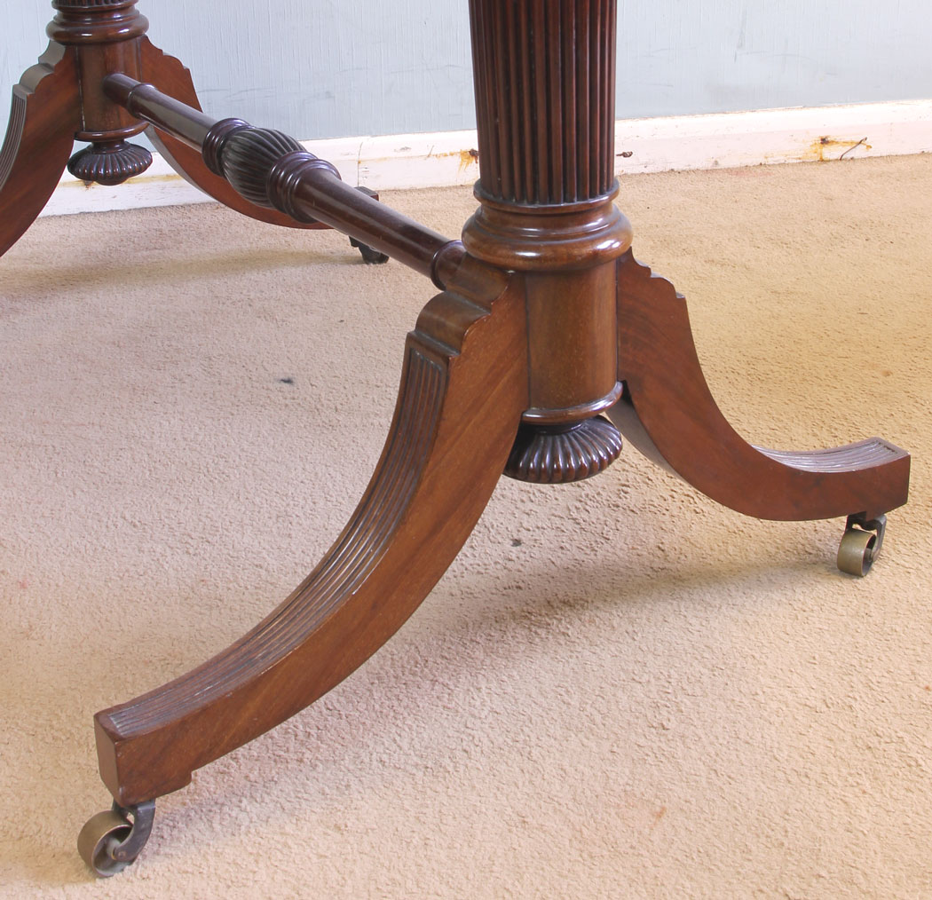 11583r12 Antique Mahogany Sofa Centre Table,