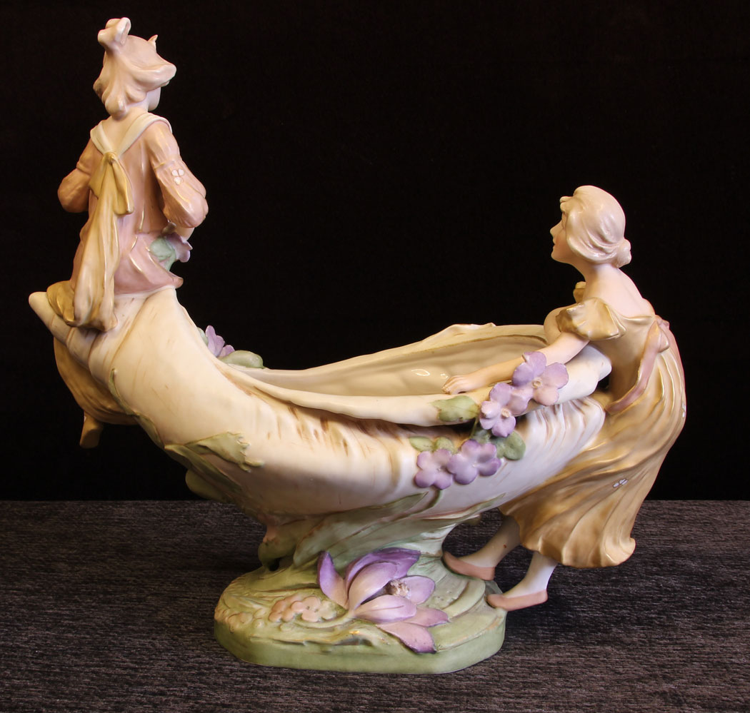 11600r4 Antique Large Royal Dux Centre Piece,