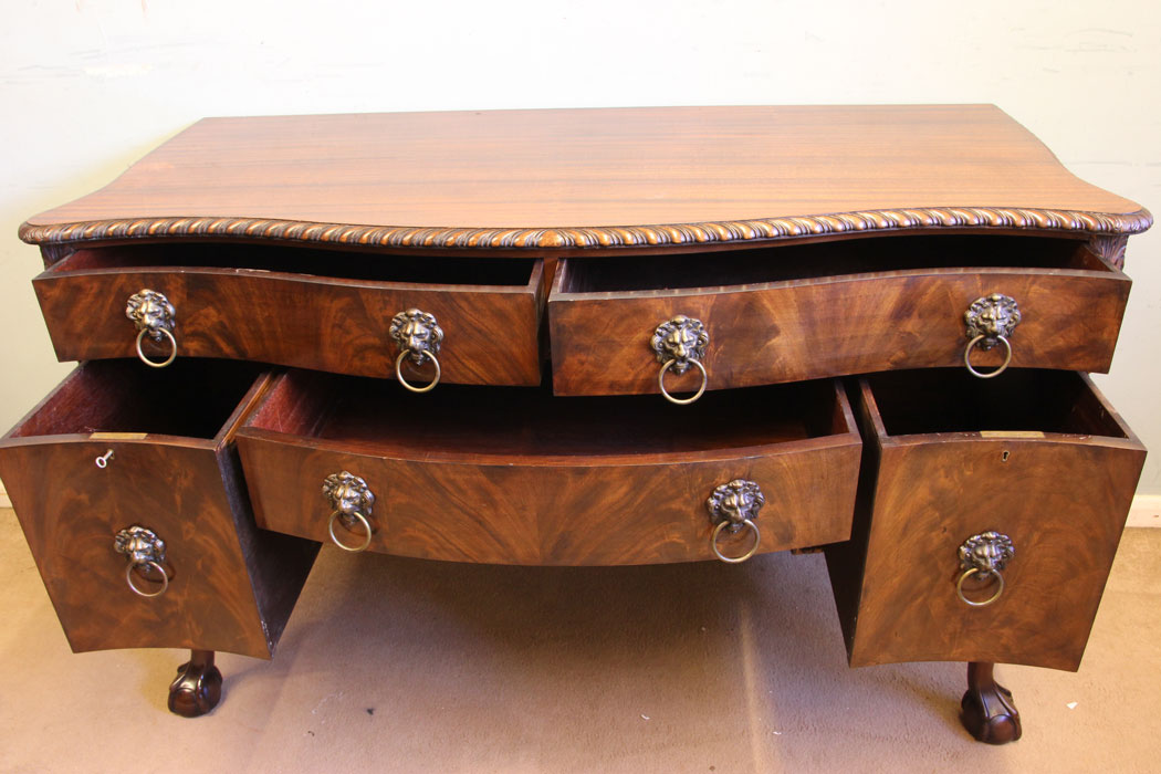 11616r12 Antique Quality Mahogany Sideboard,