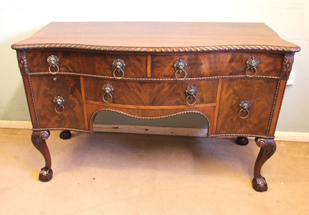 11616r5 Antique Quality Mahogany Sideboard,