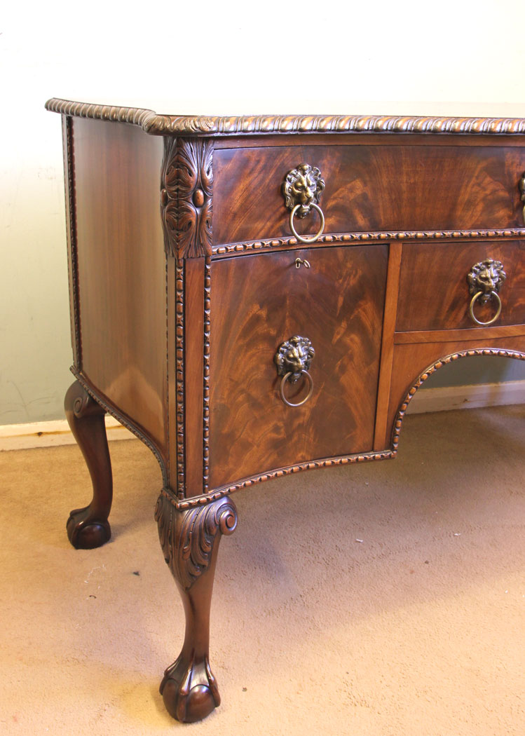 11616r9 Antique Quality Mahogany Sideboard,