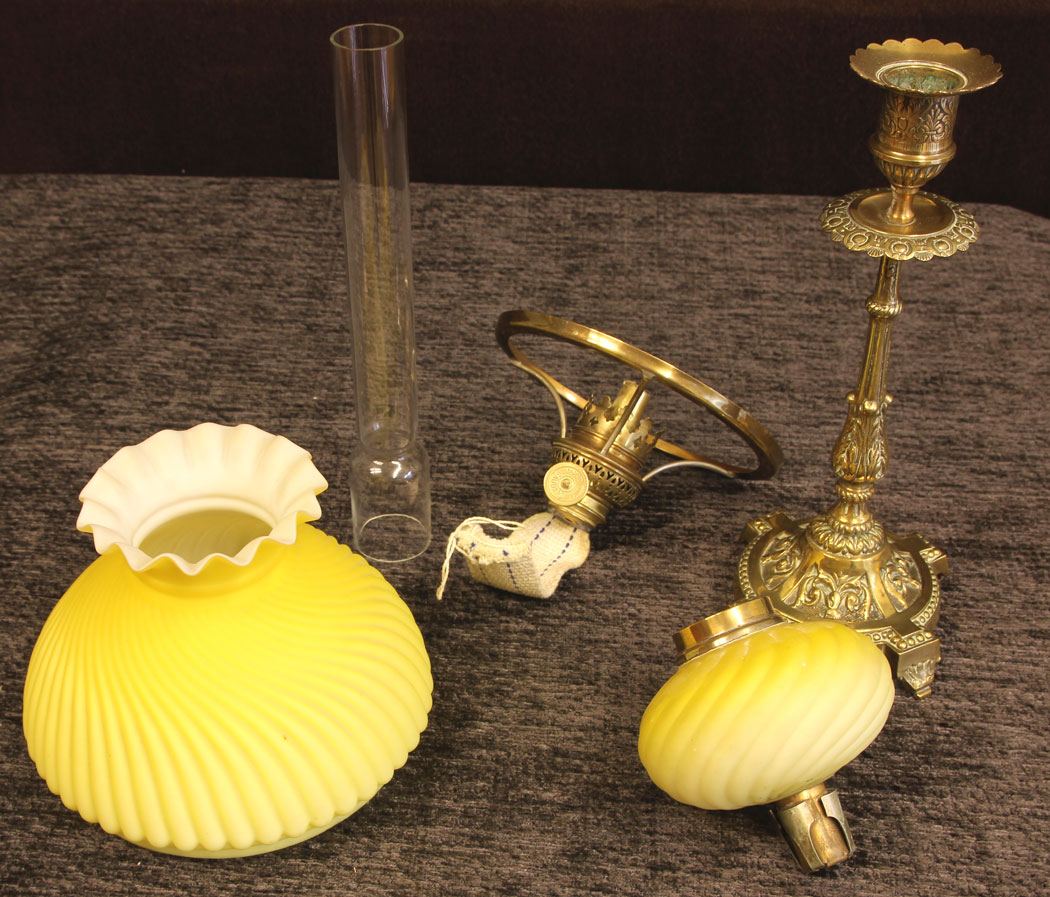 11624r8 Antique Victorian Satin Glass Peg lamp,