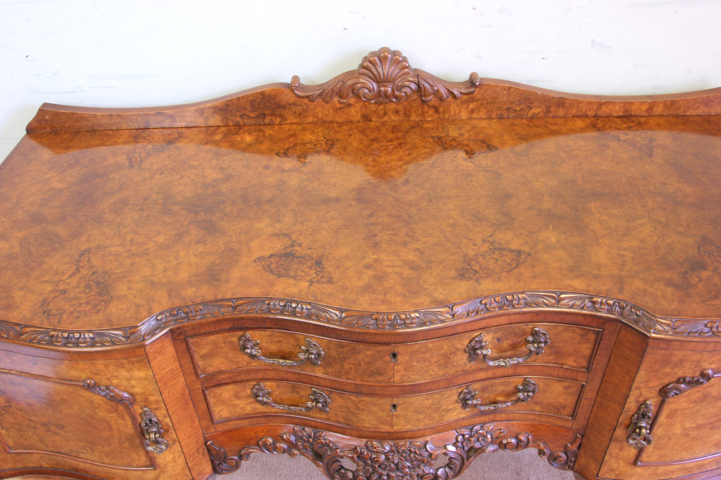 11625r15 Antique Burr Walnut Side Table Sideboard,
