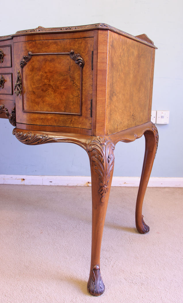 11625r9 Antique Burr Walnut Side Table Sideboard,