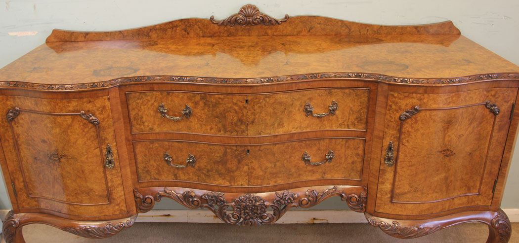 11626r11 Antique Burr Walnut Sideboard Server,