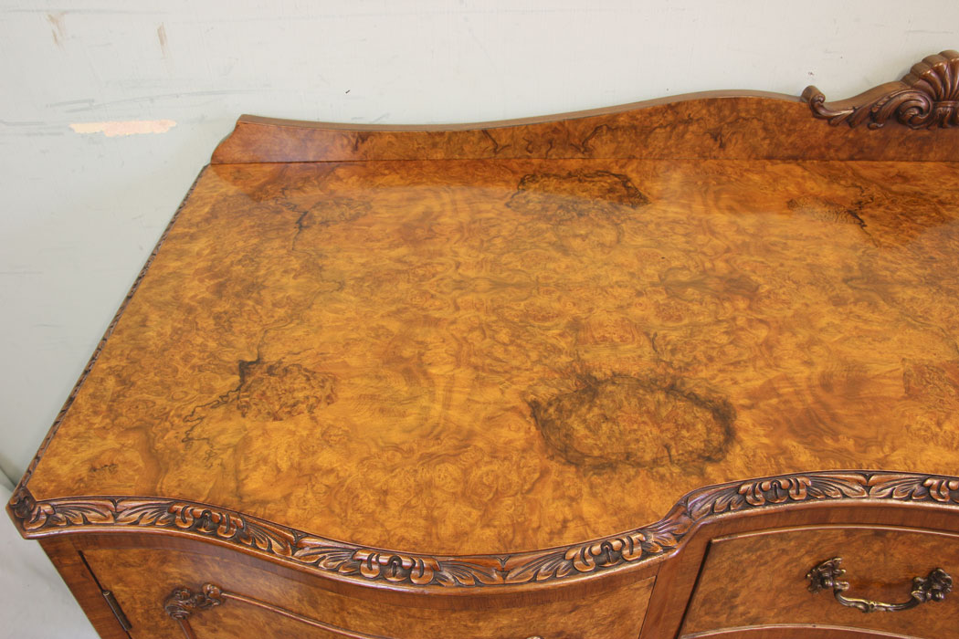 11626r9 Antique Burr Walnut Sideboard Server,