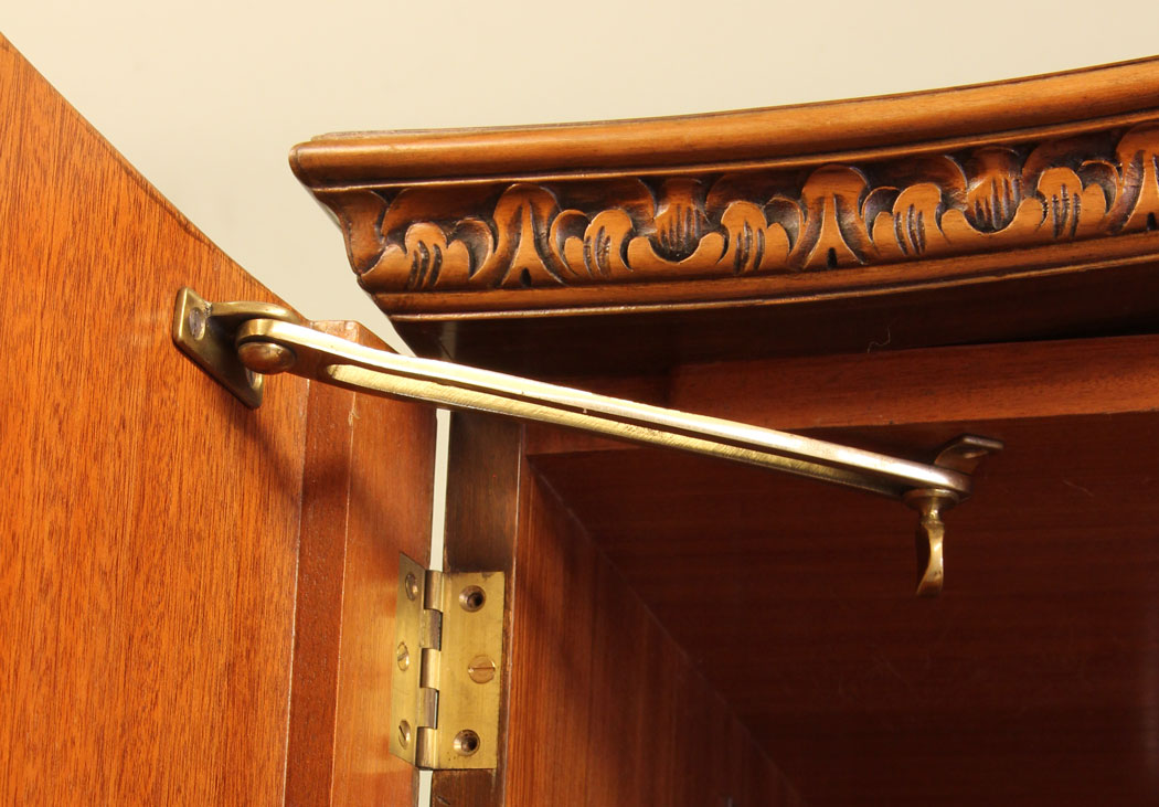 11628r11 Burr Walnut Double Hanging Wardrobe.