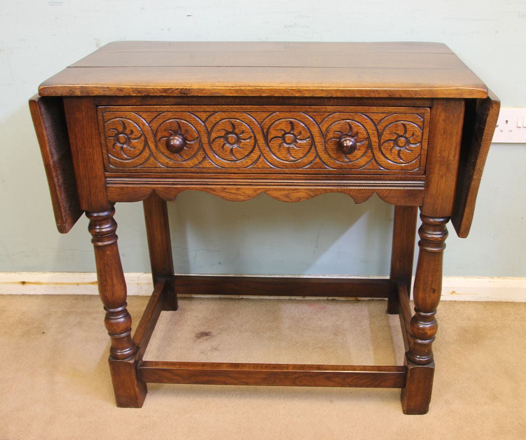 11667r1 Single Drawer Oak Side Table,