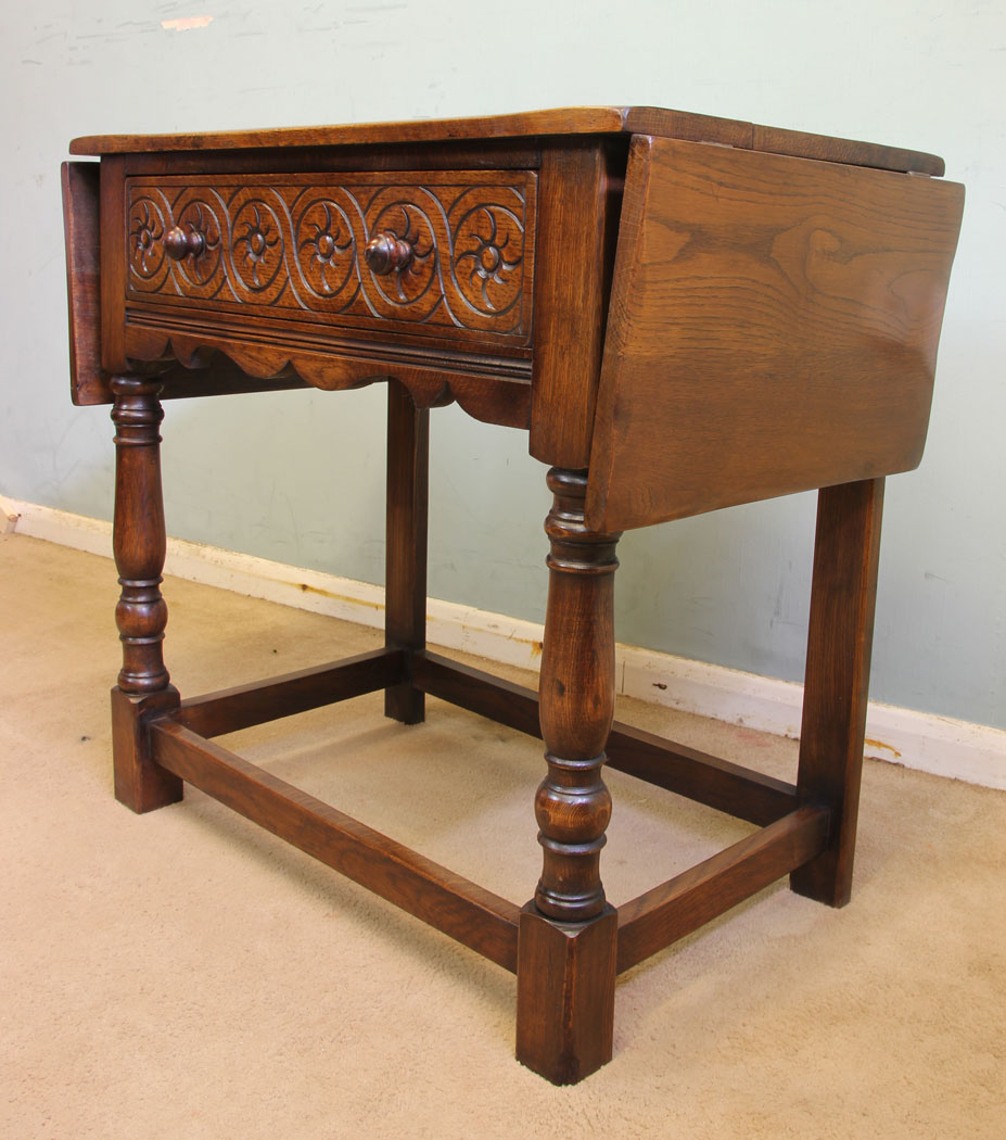 11667r4 Single Drawer Oak Side Table,