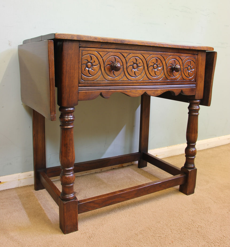 11667r5 Single Drawer Oak Side Table,