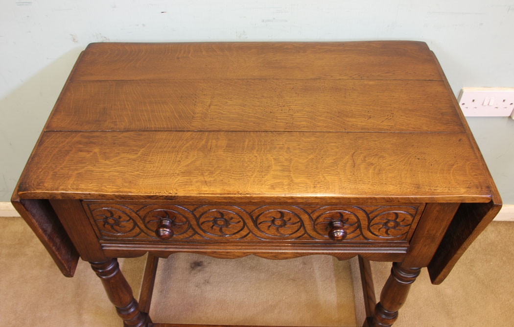 11667r6 Single Drawer Oak Side Table,