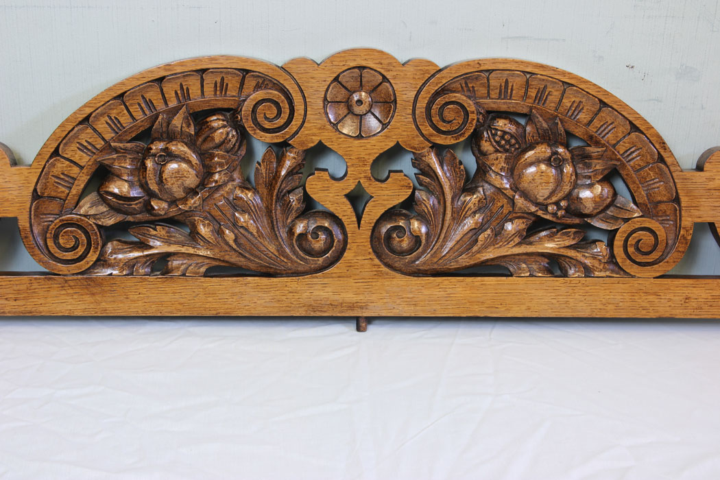 11677r4 Antique Late Victorian Carved Oak Pediment,