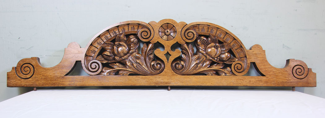 11677r8 Antique Late Victorian Carved Oak Pediment,