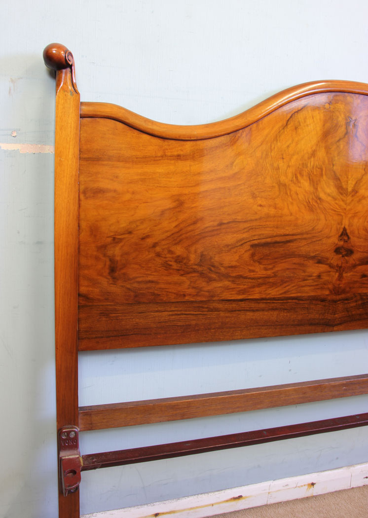 11684r5 Antique Figured Walnut Double Bed,