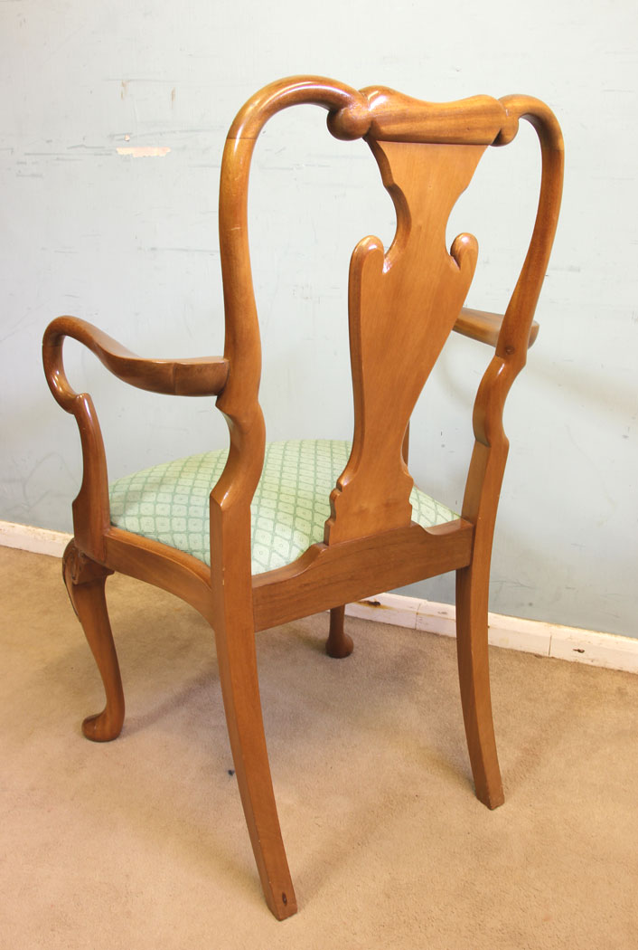 11692r8 Set Eight Walnut Dining Chairs,
