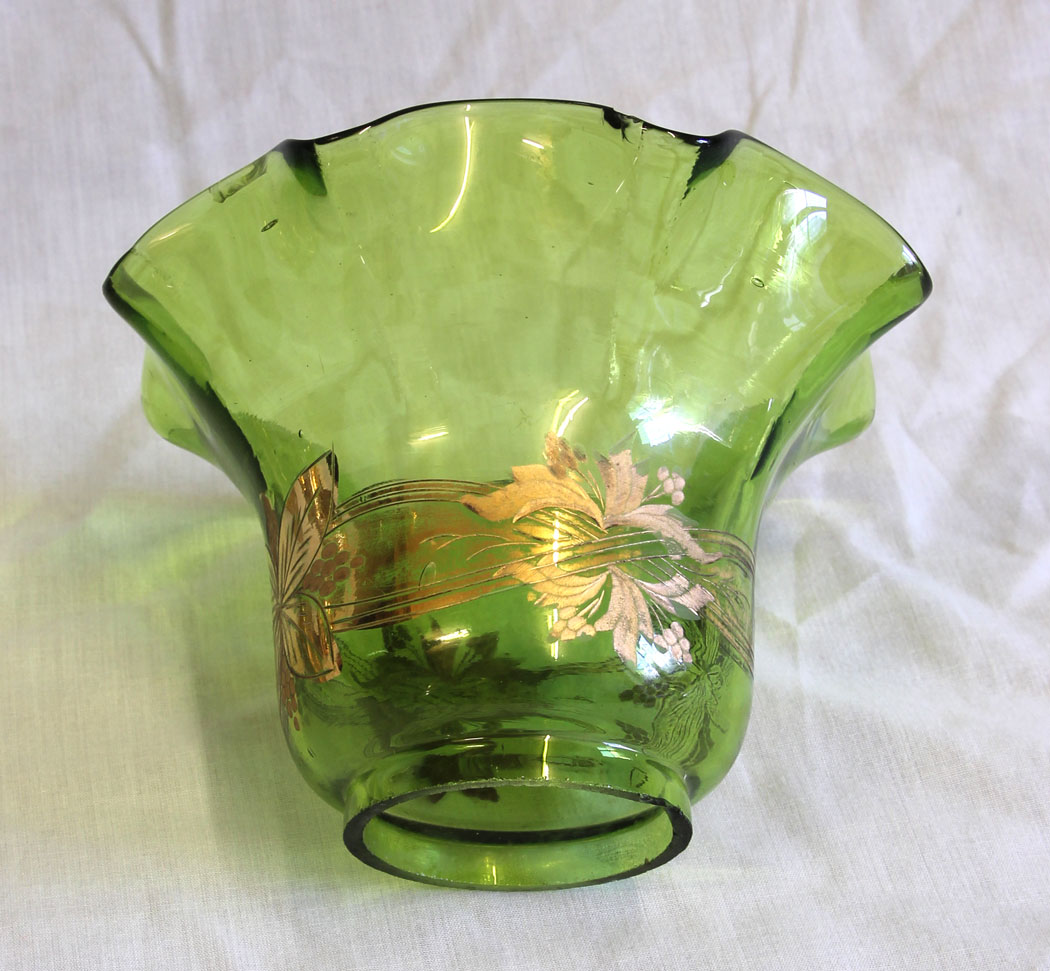 11693r11 Antique Peg Oil Lamp Green Shade & Font,